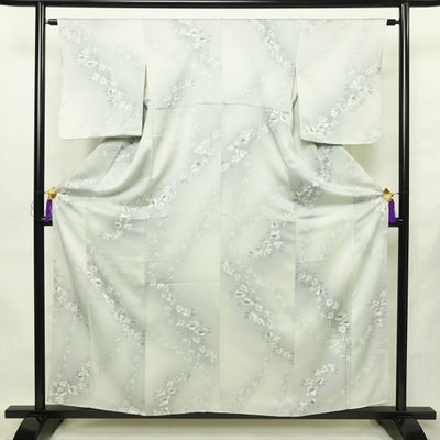 小紋 正絹 花柄 袷仕立て 身丈157.5cm 裄丈62.5cm リサイクル着物 一部しつけ糸付き 着物 グレー