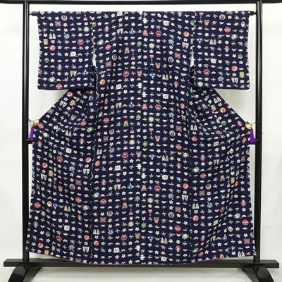 小紋 縮緬 総柄 正絹 古典柄 袷仕立て 身丈156.5cm 裄丈64cm リサイクル着物 着物 扇子 松竹梅 青・紺