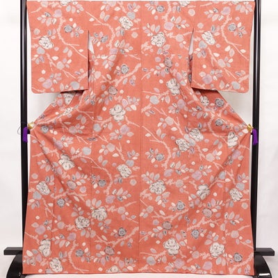 小紋 良品 辻が花 しつけ糸付き 絞り 正絹 花柄 袷仕立て 身丈172.5cm 裄丈67.5cm リサイクル着物 着物 紬地 ピンク