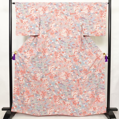 小紋 縮緬 総柄 正絹 花柄 袷仕立て 身丈162.5cm 裄丈64.5cm リサイクル着物 着物 紅葉 ピンク