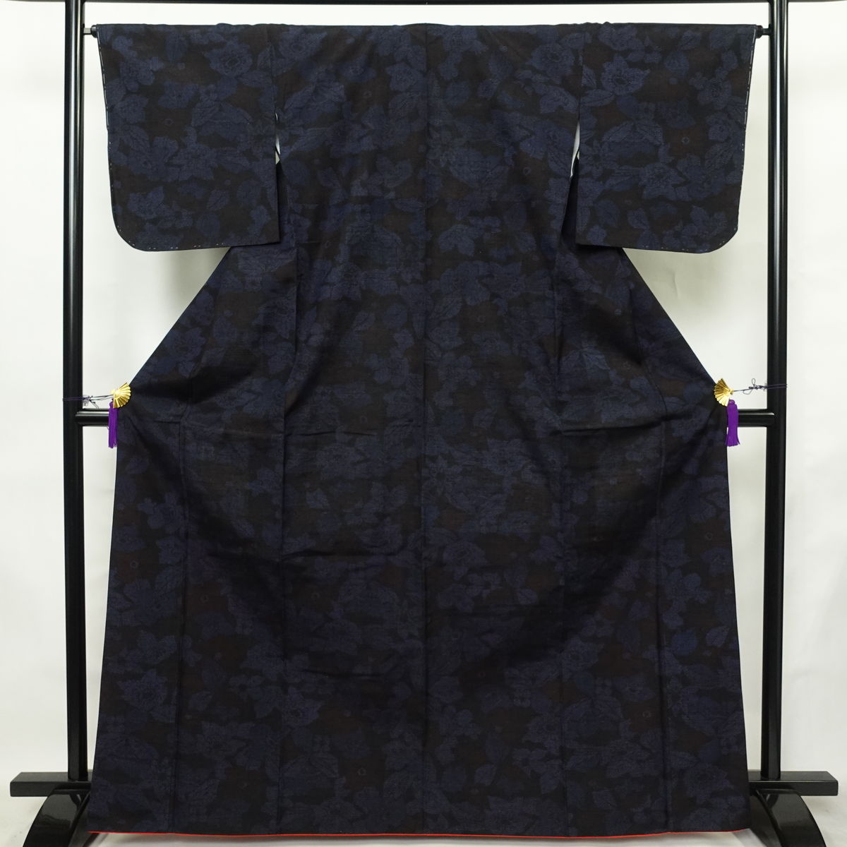 紬 正絹 花柄 袷仕立て 身丈166cm 裄丈65cm リサイクル着物 一部