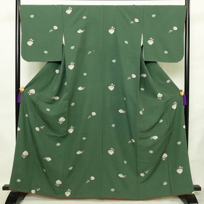 小紋 正絹 古典柄 袷仕立て 身丈164.5cm 裄丈68.5cm リサイクル着物 着物 桜 緑・うぐいす色