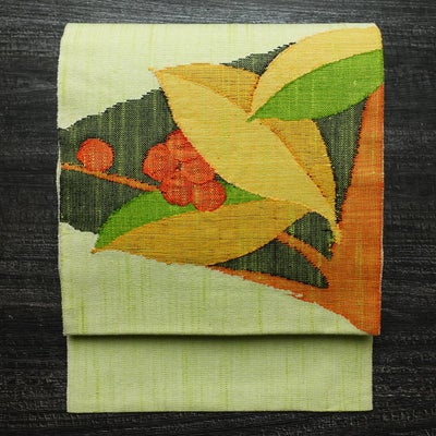 名古屋帯 太鼓柄 美品 正絹 木の葉・植物柄 松葉仕立て なごや帯 リサイクル帯 帯 未使用品 紬地 緑・うぐいす色
