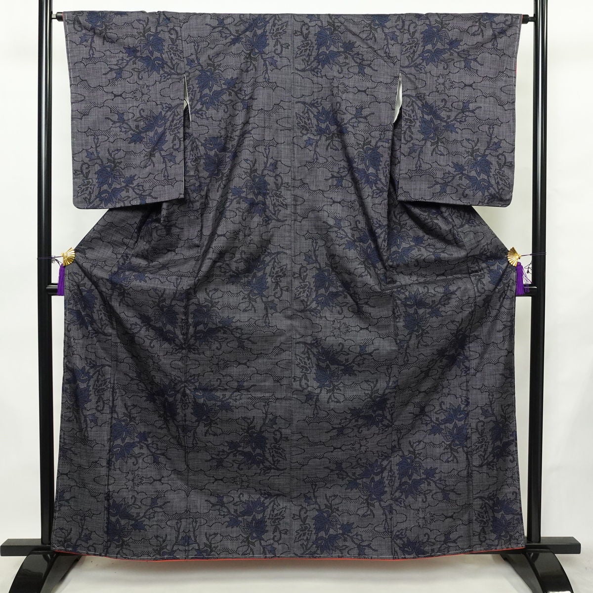 紬 正絹 花柄 袷仕立て 身丈166cm 裄丈65cm リサイクル着物 一部