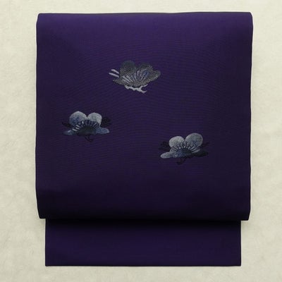 名古屋帯 太鼓柄 良品 相良刺繍 正絹 木の葉・植物柄 名古屋仕立て なごや帯 リサイクル帯 帯 刺繍 シンプル おしゃれ 紫・藤色