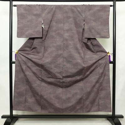 紬 正絹 縞柄・線柄 袷仕立て 身丈155.5cm 裄丈64.5cm リサイクル着物 着物 紫・藤色