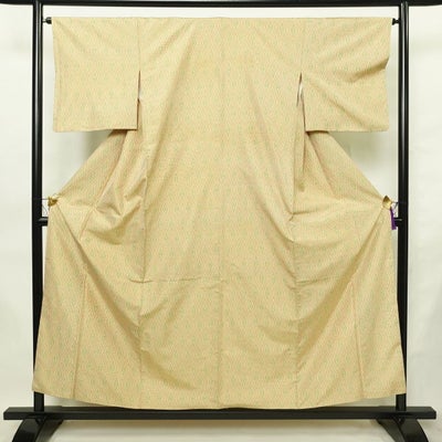 紬 総柄 正絹 幾何学柄・抽象柄 袷仕立て 身丈155cm 裄丈64cm リサイクル着物 着物 黄・黄土色