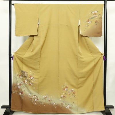 訪問着 しつけ糸付き 正絹 花柄 袷仕立て 身丈165.5cm 裄丈65.5cm リサイクル着物 着物 金彩 入学式 結婚式 七五三 お宮参り フォーマル 扇子 御所車 黄・黄土色
