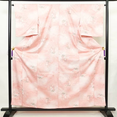小紋 しつけ糸付き ポリエステル 古典柄 袷仕立て 身丈157cm 裄丈64.5cm リサイクル着物 着物 ピンク