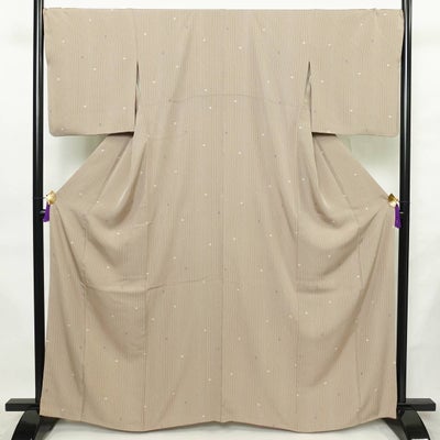 小紋 総柄 正絹 縞柄・線柄 袷仕立て 身丈163.5cm 裄丈68.5cm リサイクル着物 着物 ベージュ