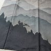 付け下げ 美品 しつけ糸付き 正絹 風景柄 袷仕立て 身丈168cm 裄丈68cm リサイクル着物 着物 共八掛 モダン おしゃれ 紬地 紫・藤色_画像4