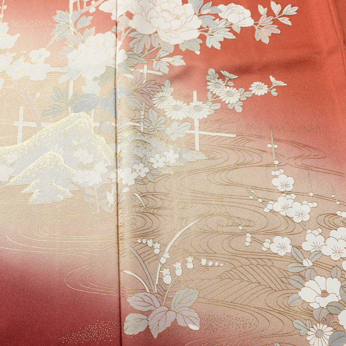 訪問着 正絹 風景柄 袷仕立て 身丈158cm 裄丈65.5cm リサイクル着物 着物 金彩 入学式 卒業式 結婚式 七五三 お宮参り フォーマル 御所車 萩 菊 赤・朱_画像6