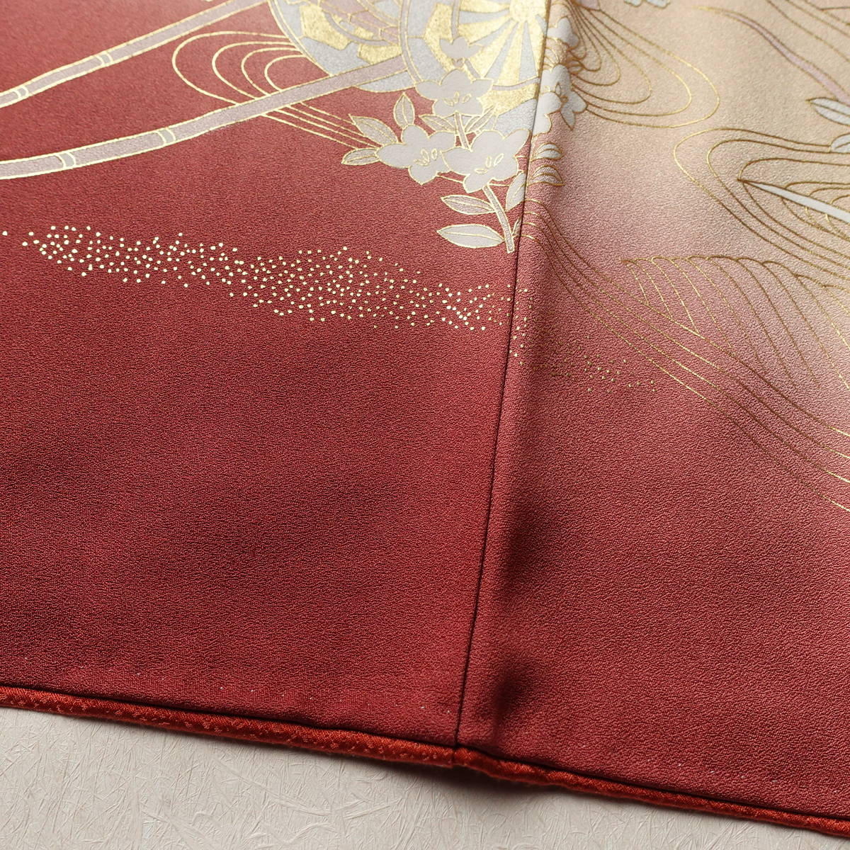 訪問着 正絹 風景柄 袷仕立て 身丈158cm 裄丈65.5cm リサイクル着物 着物 金彩 入学式 卒業式 結婚式 七五三 お宮参り フォーマル 御所車 萩 菊 赤・朱_画像14