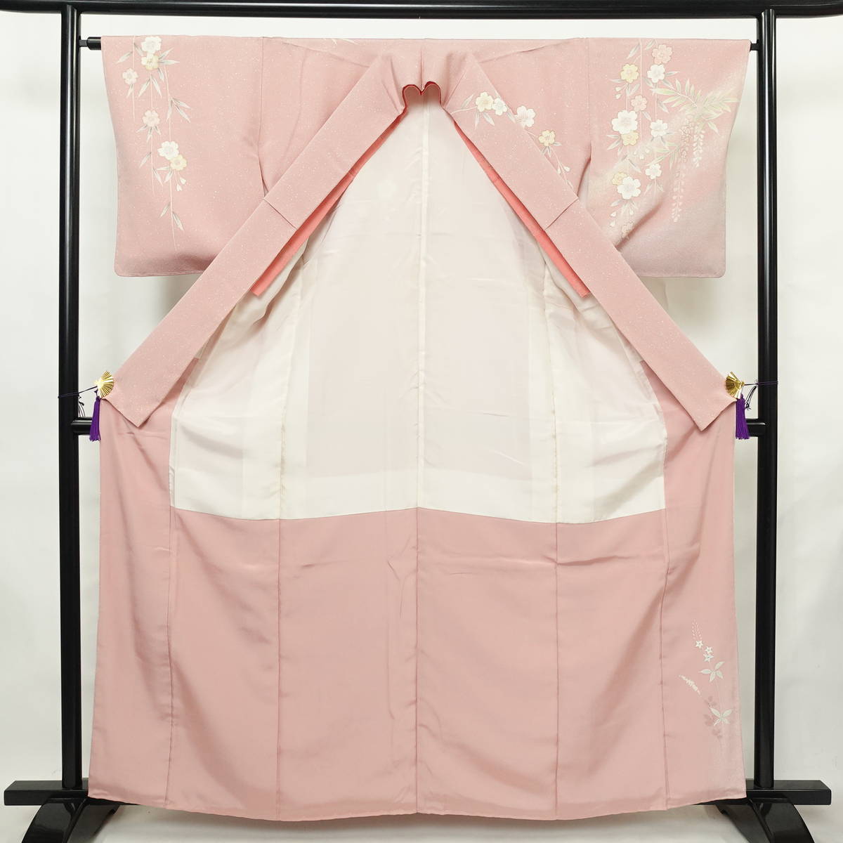 訪問着 伊達襟付き 落款入り しつけ糸付き 正絹 花柄 袷仕立て 身丈162cm 裄丈64cm リサイクル着物 着物 作家物 金彩 入学式 結婚式 七五三 お宮参り フォーマル ピンク_画像3
