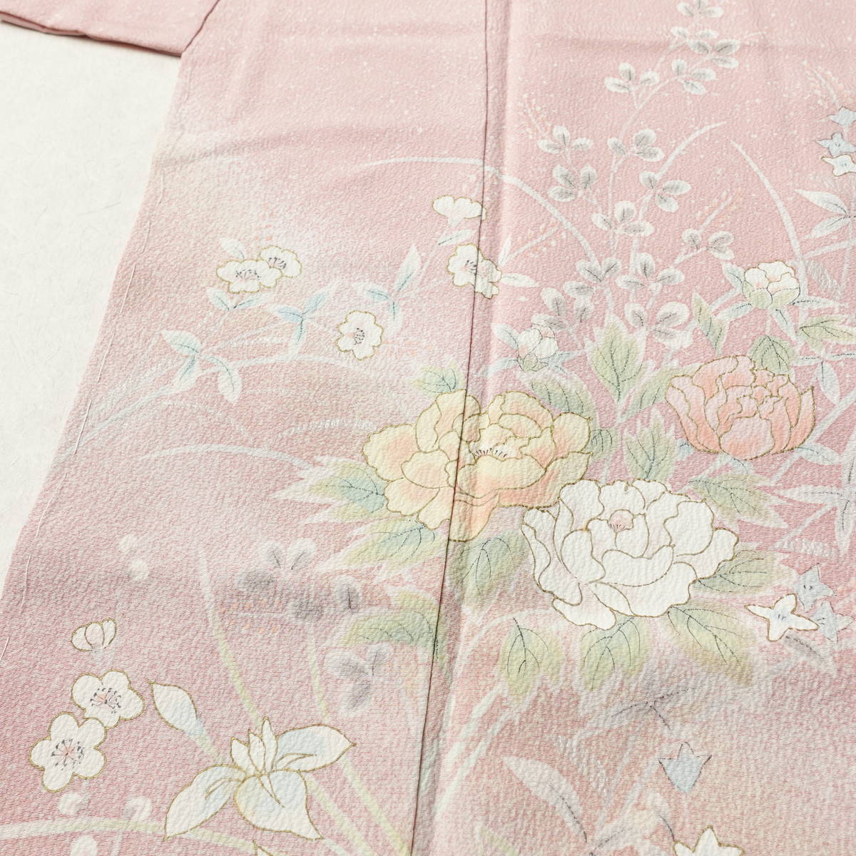 訪問着 伊達襟付き 落款入り しつけ糸付き 正絹 花柄 袷仕立て 身丈162cm 裄丈64cm リサイクル着物 着物 作家物 金彩 入学式 結婚式 七五三 お宮参り フォーマル ピンク_画像5