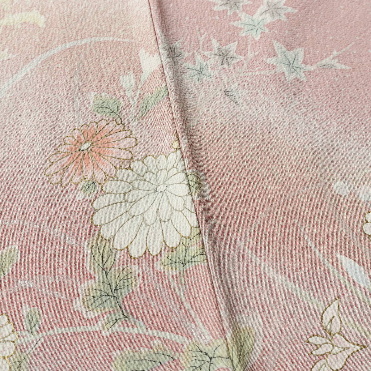 訪問着 伊達襟付き 落款入り しつけ糸付き 正絹 花柄 袷仕立て 身丈162cm 裄丈64cm リサイクル着物 着物 作家物 金彩 入学式 結婚式 七五三 お宮参り フォーマル ピンク_画像12