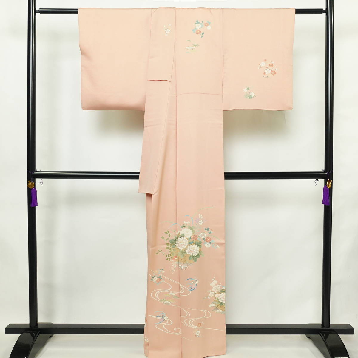 訪問着 正絹 古典柄 袷仕立て 身丈163cm 裄丈65cm リサイクル着物 着物 箔 金彩 入学式 結婚式 七五三 お宮参り フォーマル ピンク_画像2