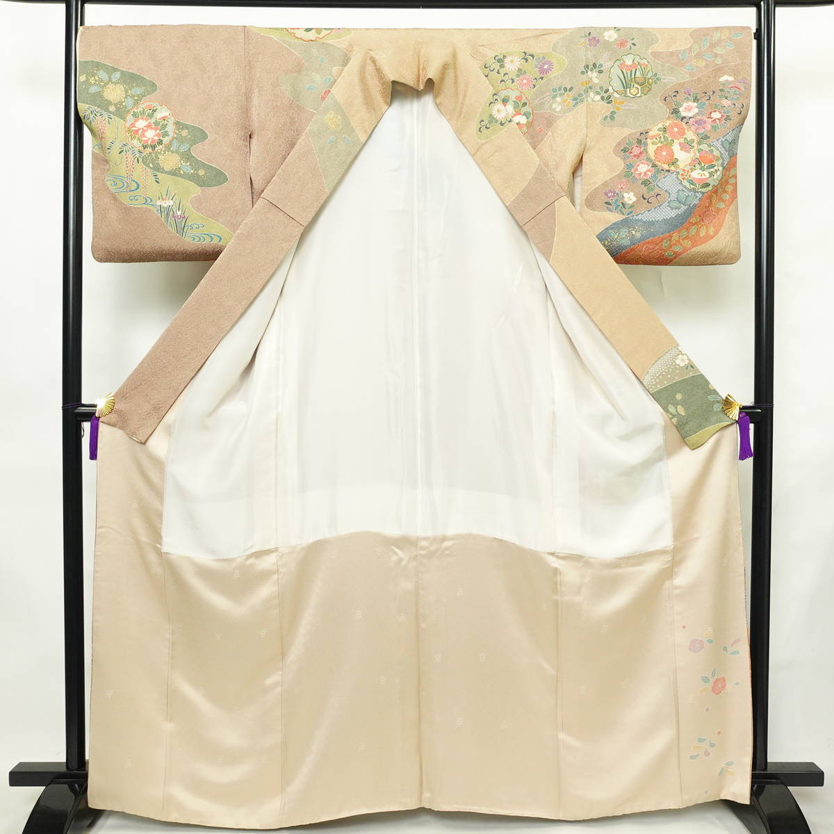 訪問着 正絹 古典柄 袷仕立て 身丈164cm 裄丈67.5cm リサイクル着物 着物 箔 金彩 入学式 結婚式 七五三 お宮参り フォーマル 多色使い_画像3