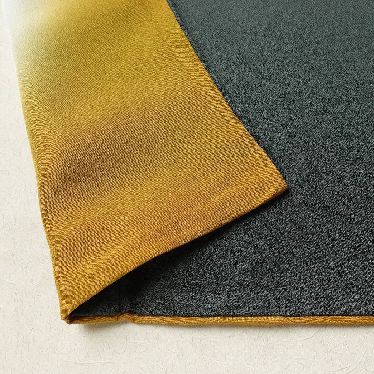 付け下げ 金駒刺繍 正絹 花柄 袷仕立て 身丈161cm 裄丈67.5cm リサイクル着物 着物 箔 入学式 七五三 お宮参り フォーマル 緑・うぐいす色_画像11