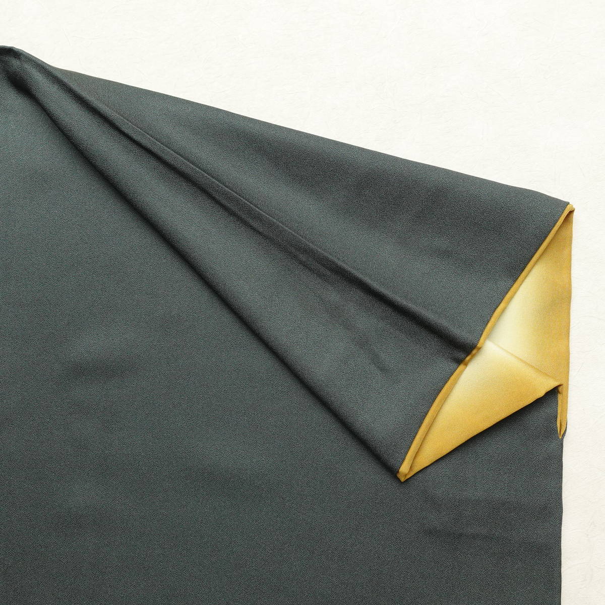 付け下げ 金駒刺繍 正絹 花柄 袷仕立て 身丈161cm 裄丈67.5cm リサイクル着物 着物 箔 入学式 七五三 お宮参り フォーマル 緑・うぐいす色_画像16