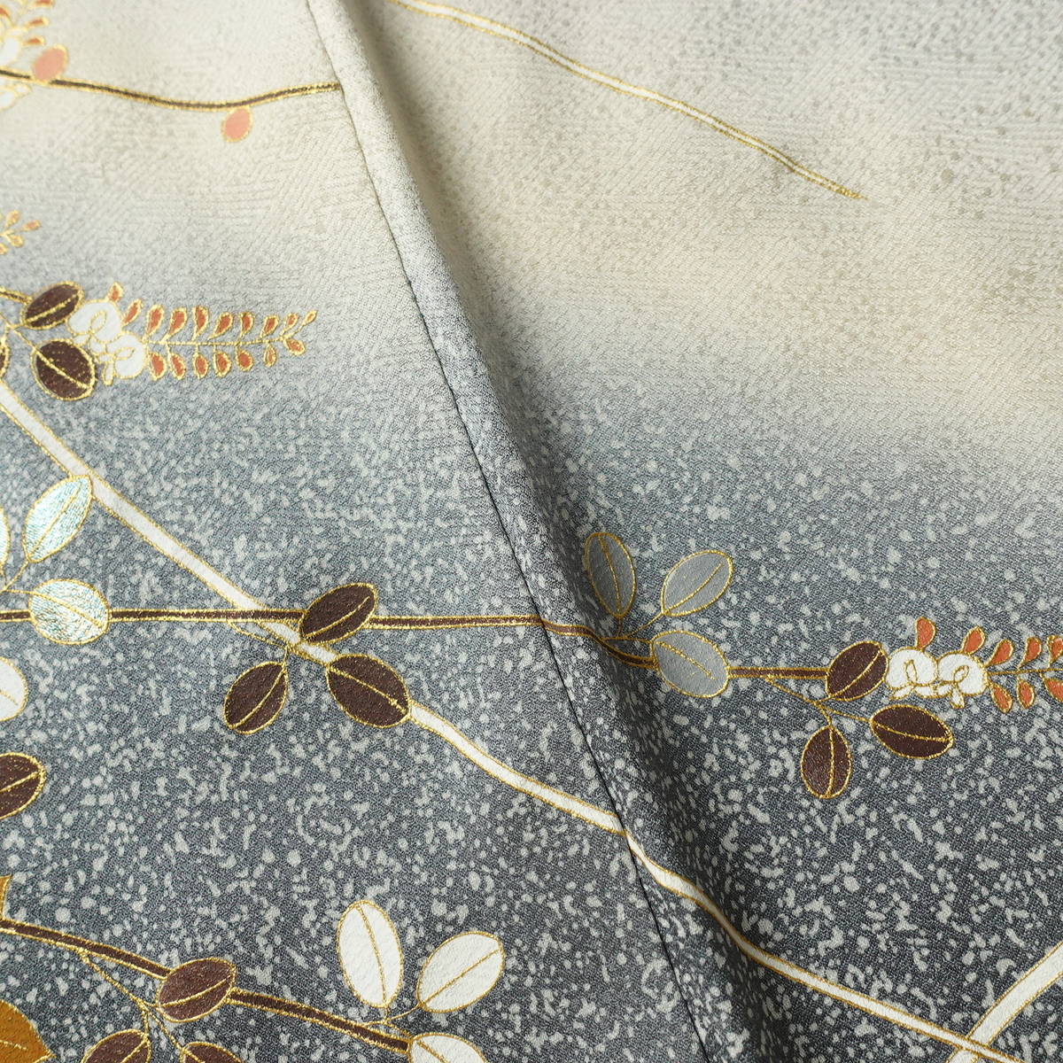 訪問着 良品 正絹 花柄 袷仕立て 身丈163.5cm 裄丈71.5cm リサイクル着物 着物 金彩 入学式 卒業式 七五三 お宮参り フォーマル 青・紺_画像13