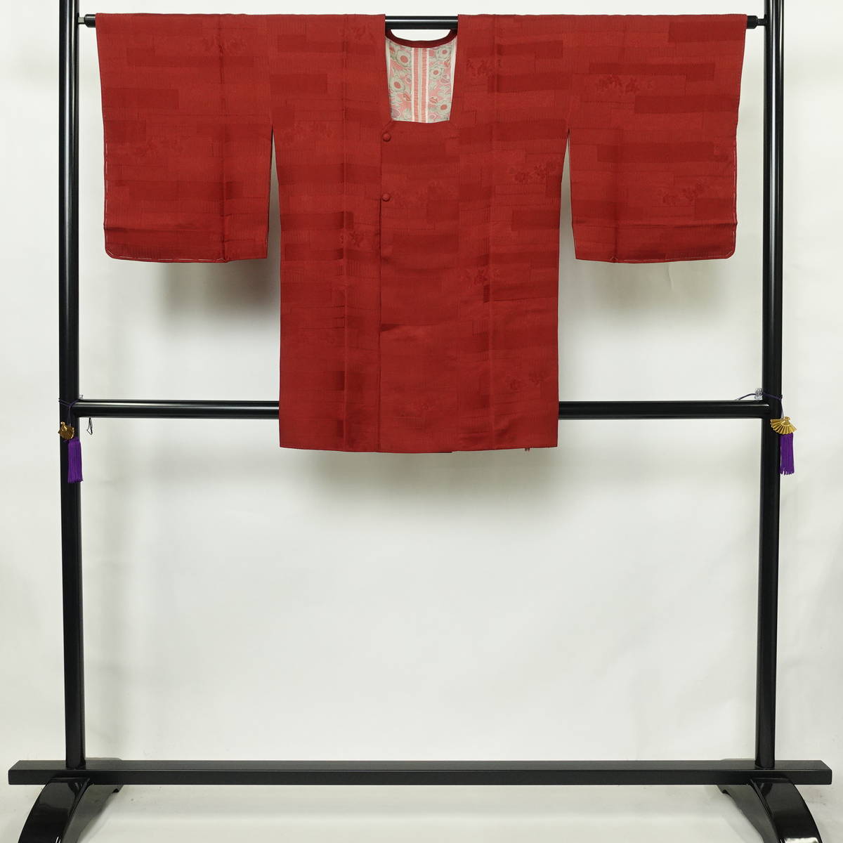 道行コート 美品 しつけ糸付き 正絹 花柄 袷仕立て 身丈86cm 裄丈64.5cm リサイクル着物 着物 赤・朱_画像1
