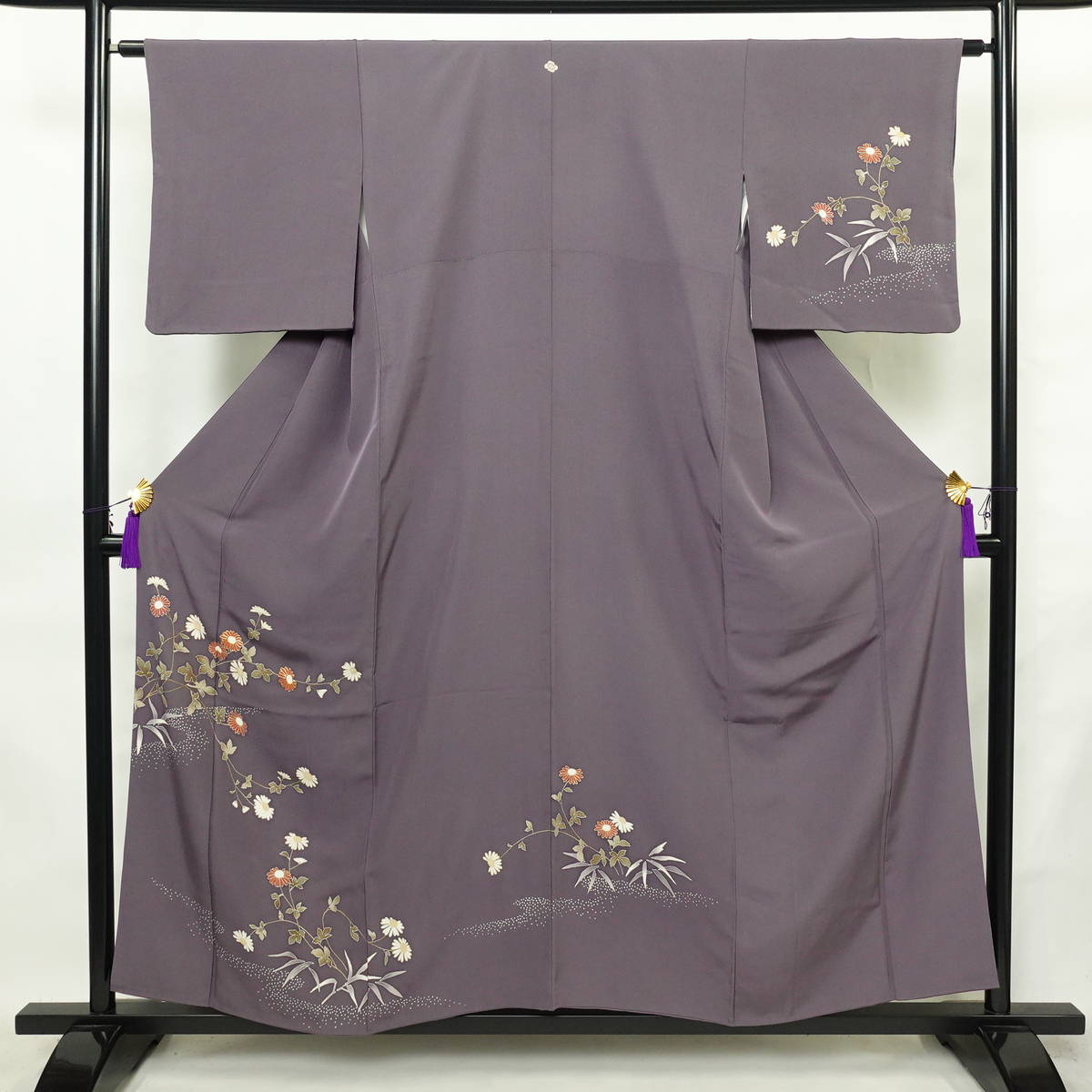 付け下げ 一つ紋付き 正絹 花柄 袷仕立て 身丈156cm 裄丈63cm 金駒刺繍 リサイクル着物 着物 金彩 入学式 七五三 お宮参り フォーマル 紫・藤色_画像1