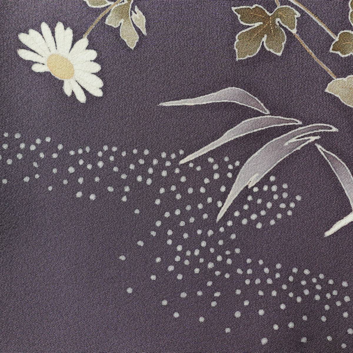 付け下げ 一つ紋付き 正絹 花柄 袷仕立て 身丈156cm 裄丈63cm 金駒刺繍 リサイクル着物 着物 金彩 入学式 七五三 お宮参り フォーマル 紫・藤色_画像9