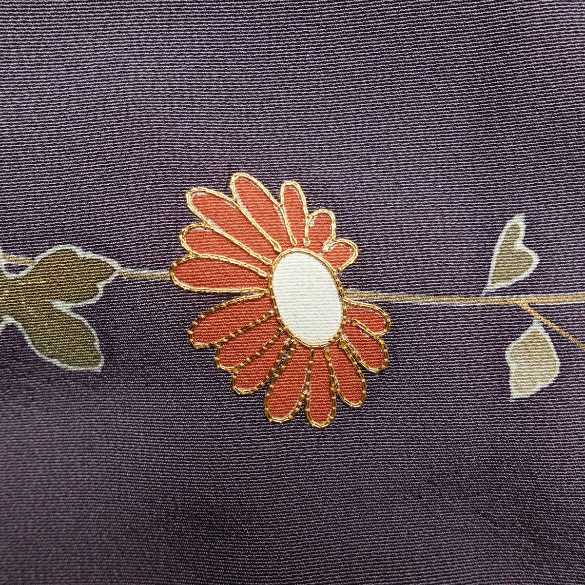 付け下げ 一つ紋付き 正絹 花柄 袷仕立て 身丈156cm 裄丈63cm 金駒刺繍 リサイクル着物 着物 金彩 入学式 七五三 お宮参り フォーマル 紫・藤色_画像28