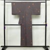 小紋 しつけ糸付き 正絹 花柄 袷仕立て 身丈148cm 裄丈63cm リサイクル着物 着物 金彩 紫・藤色_画像2