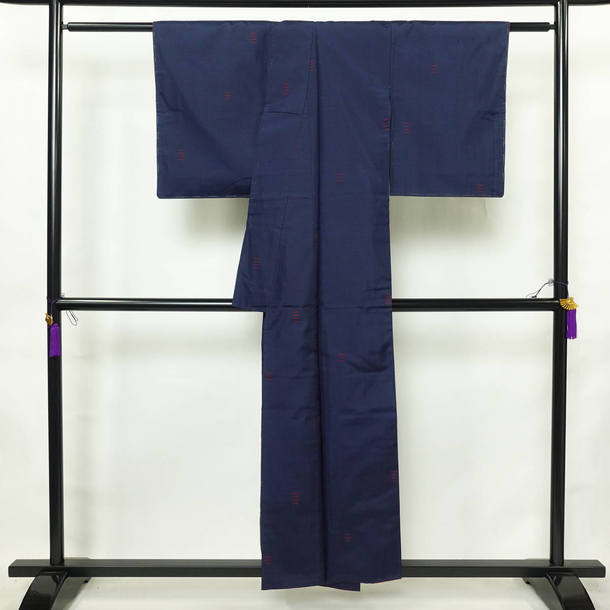 紬 しつけ糸付き 正絹 その他の柄 袷仕立て 身丈153.5cm 裄丈63cm リサイクル着物 着物 青・紺_画像2