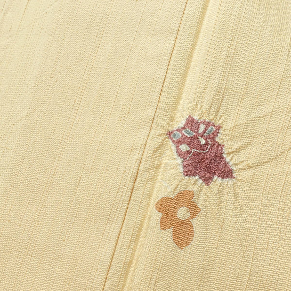 小紋 絞り 正絹 花柄 袷仕立て 身丈159cm 裄丈62.5cm リサイクル着物 着物 ベージュ_画像7