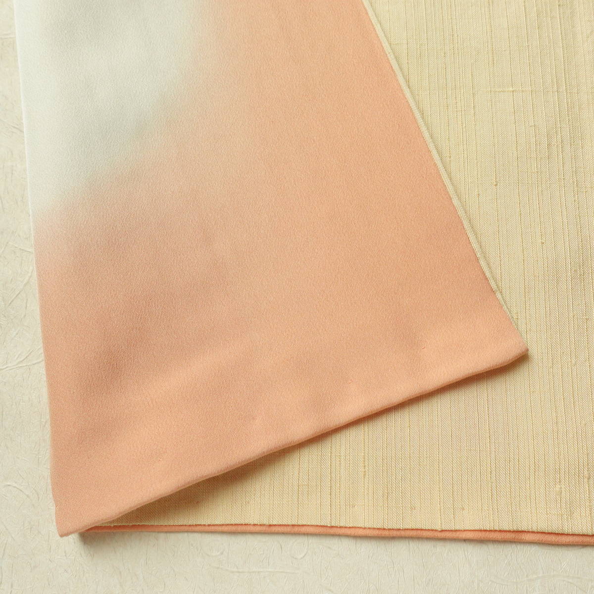 小紋 絞り 正絹 花柄 袷仕立て 身丈159cm 裄丈62.5cm リサイクル着物 着物 ベージュ_画像10