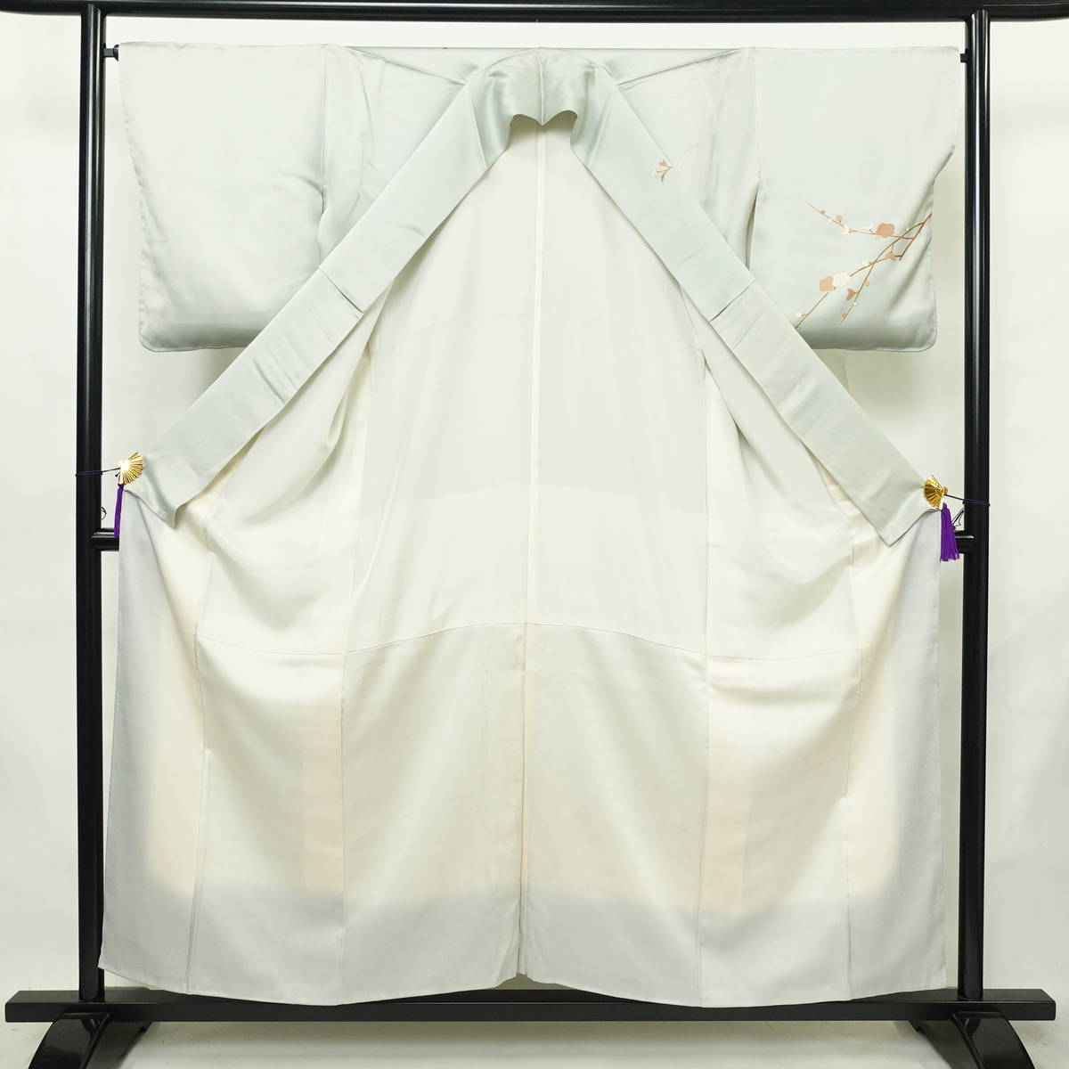 訪問着 しつけ糸付き 正絹 花柄 袷仕立て 身丈155.5cm 裄丈65.5cm リサイクル着物 着物 金彩 入学式 卒業式 結婚式 七五三 お宮参り フォーマル 青・紺_画像3