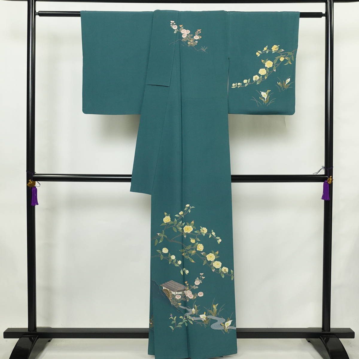 訪問着 落款入り 正絹 風景柄 袷仕立て 身丈160cm 裄丈65cm リサイクル着物 着物 緑・うぐいす色_画像2