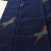 紬 正絹 古典柄 袷仕立て 身丈154cm 裄丈62.5cm リサイクル着物 一部しつけ糸付き 着物 青・紺_画像5