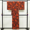小紋 紬ちりめん 正絹 亀甲柄 袷仕立て 身丈154.5cm 裄丈64.5cm リサイクル着物 着物 紬地 橙_画像2