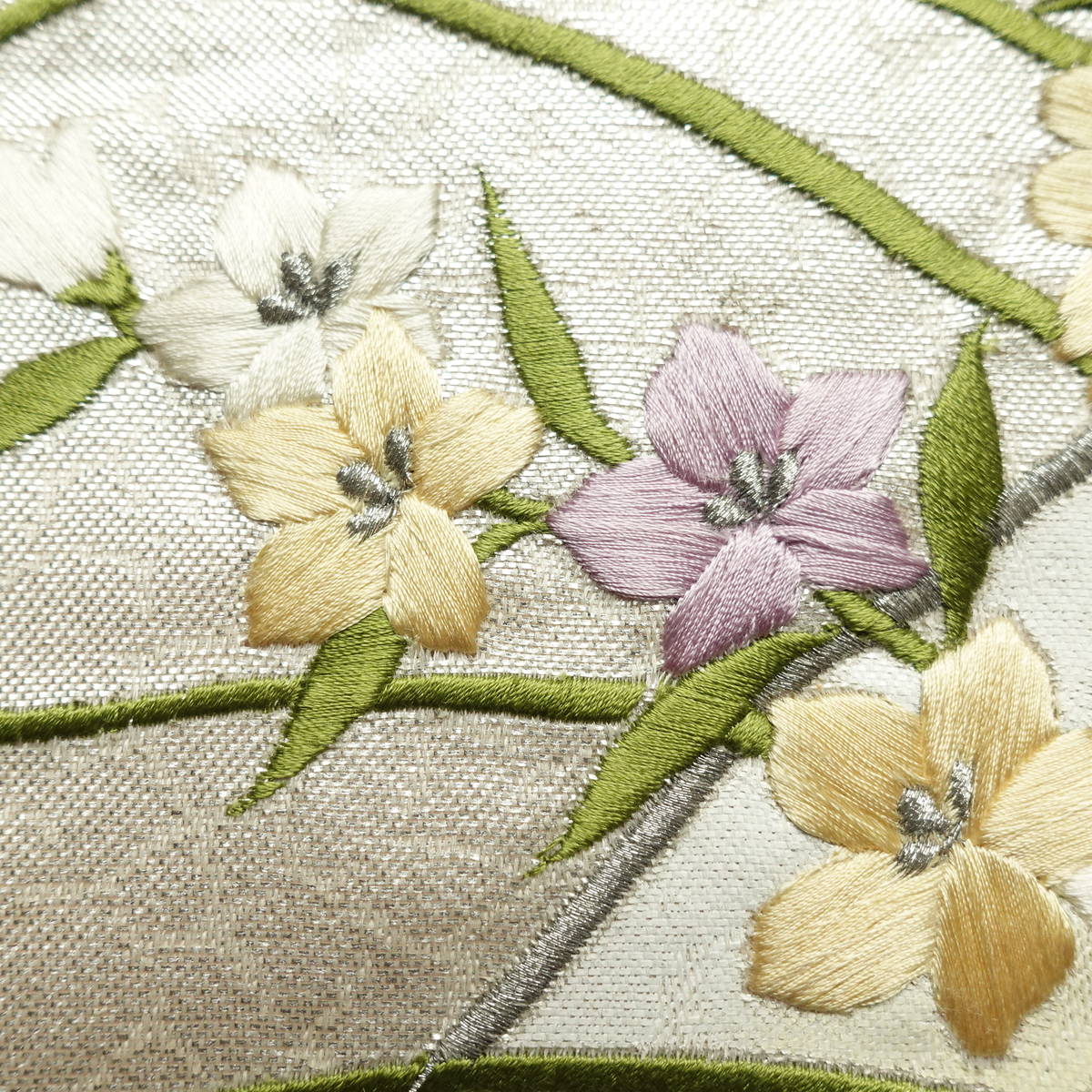 名古屋帯 太鼓柄 正絹 花柄 通し仕立て なごや帯 リサイクル帯 帯 刺繍 金・銀_画像4