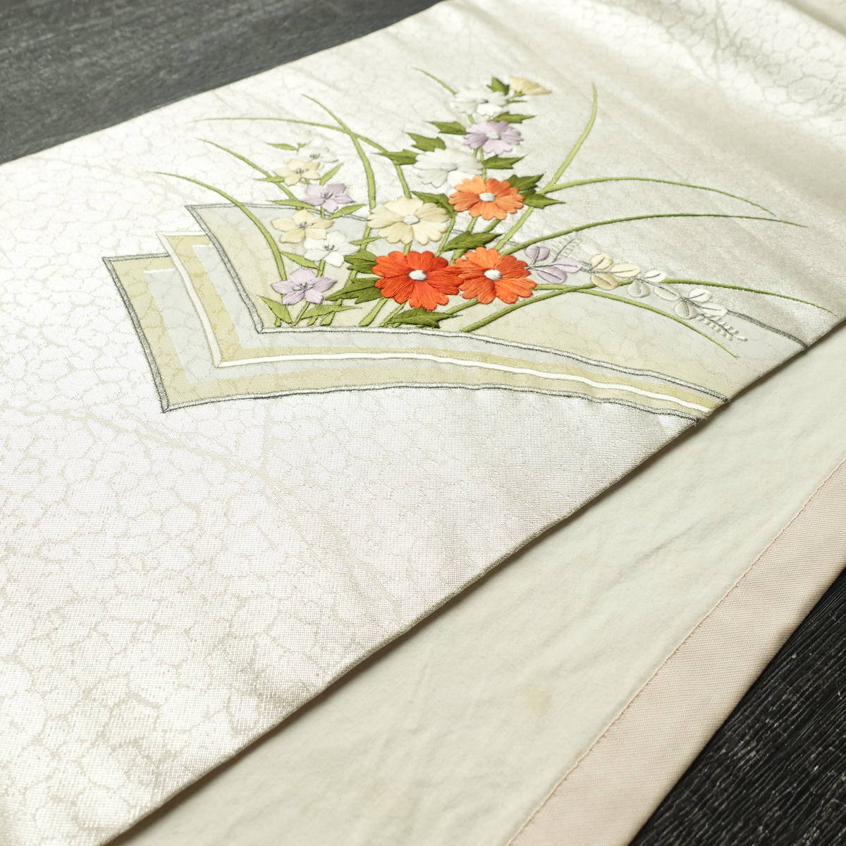 名古屋帯 太鼓柄 正絹 花柄 通し仕立て なごや帯 リサイクル帯 帯 刺繍 金・銀_画像13