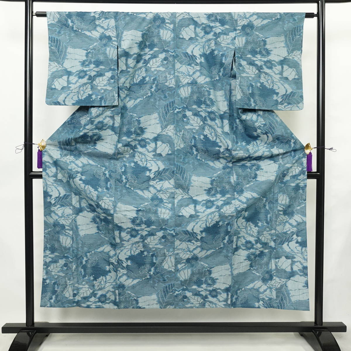 単衣 紬 正絹 花柄 単衣仕立て 身丈153cm 裄丈62.5cm リサイクル着物 着物 青・紺_画像1