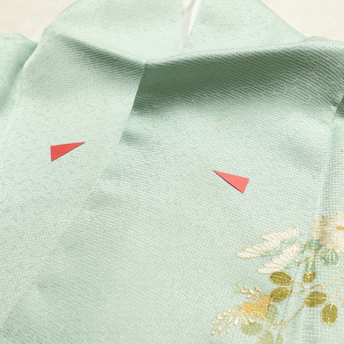 訪問着 良品 金駒刺繍 綸子 正絹 木の葉・植物柄 袷仕立て 身丈149.5cm 裄丈61.5cm リサイクル着物 着物 刺繍 箔 共八掛 金彩 入学式 卒業式 結婚式 七五三 お宮参り フォーマル 四季花 緑・うぐいす色_画像23