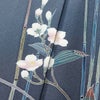 訪問着 良品 落款入り しつけ糸付き 縮緬 正絹 木の葉・植物柄 袷仕立て 身丈156.5cm 裄丈63cm リサイクル着物 着物 共八掛 入学式 卒業式 結婚式 七五三 お宮参り フォーマル 青・紺_画像7