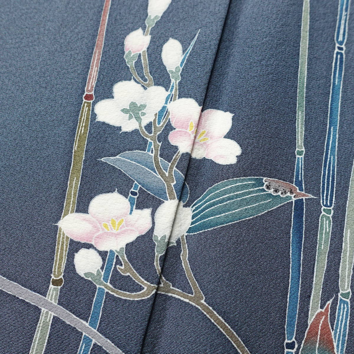 訪問着 良品 落款入り しつけ糸付き 縮緬 正絹 木の葉・植物柄 袷仕立て 身丈156.5cm 裄丈63cm リサイクル着物 着物 共八掛 入学式 卒業式 結婚式 七五三 お宮参り フォーマル 青・紺_画像7