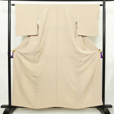 小紋 落款入り 縮緬 一つ紋付き 正絹 その他の柄 袷仕立て 身丈159cm 裄丈62cm リサイクル着物 着物 作家物 ベージュ