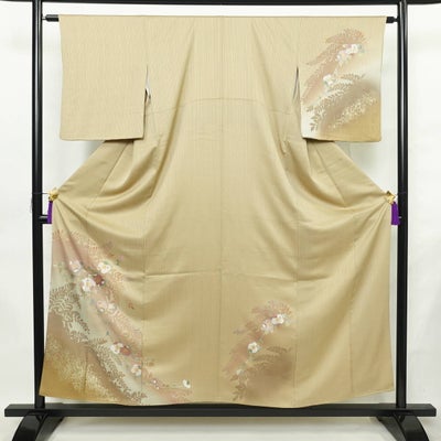 付け下げ 正絹 花柄 袷仕立て 身丈155.5cm 裄丈62.5cm リサイクル着物 着物 箔 金彩 入学式 結婚式 七五三 お宮参り フォーマル ベージュ