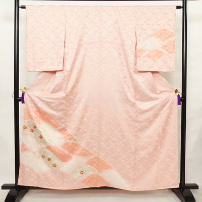 付け下げ 絞り 正絹 古典柄 袷仕立て 身丈158.5cm 裄丈63.5cm リサイクル着物 着物 刺繍 箔 入学式 結婚式 七五三 お宮参り フォーマル ピンク