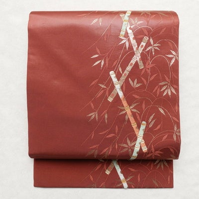 名古屋帯 六通柄 良品 正絹 古典柄 名古屋仕立て なごや帯 リサイクル帯 帯 刺繍 箔 赤・朱